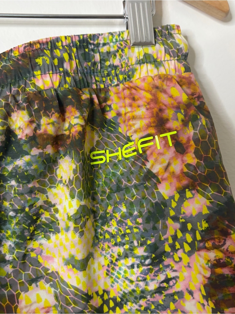 Shefit Athletic Shorts size large - Picture 6 of 8